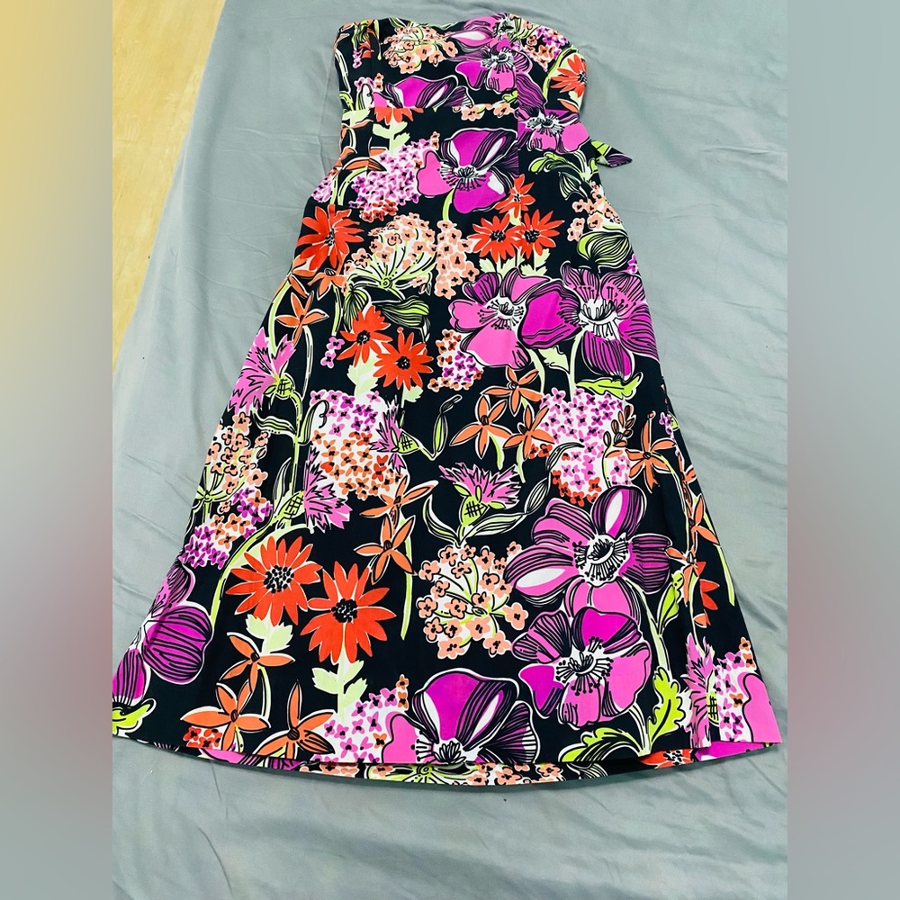 EUC Lilly Pulitzer white label flower market strapless dress